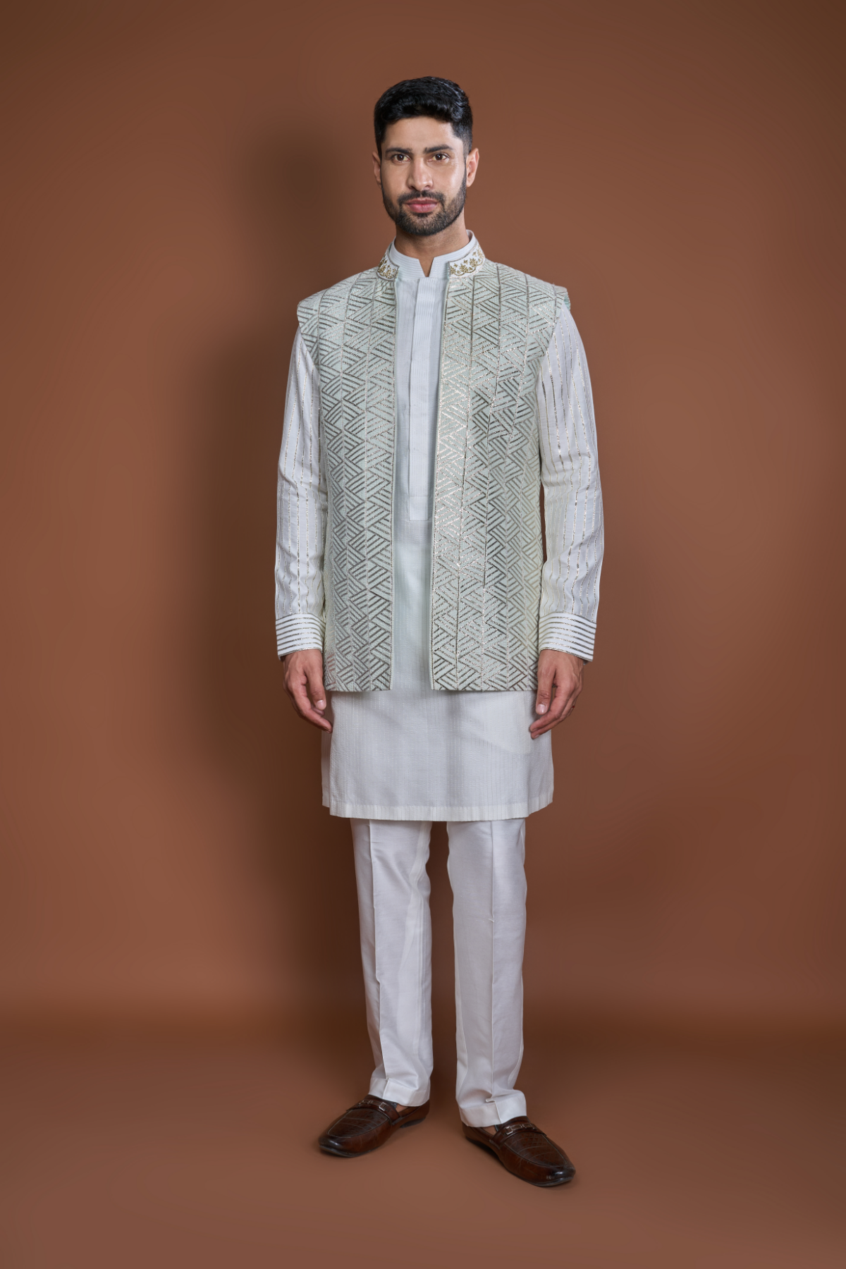 Off white aqua thread textured bandi kurta set