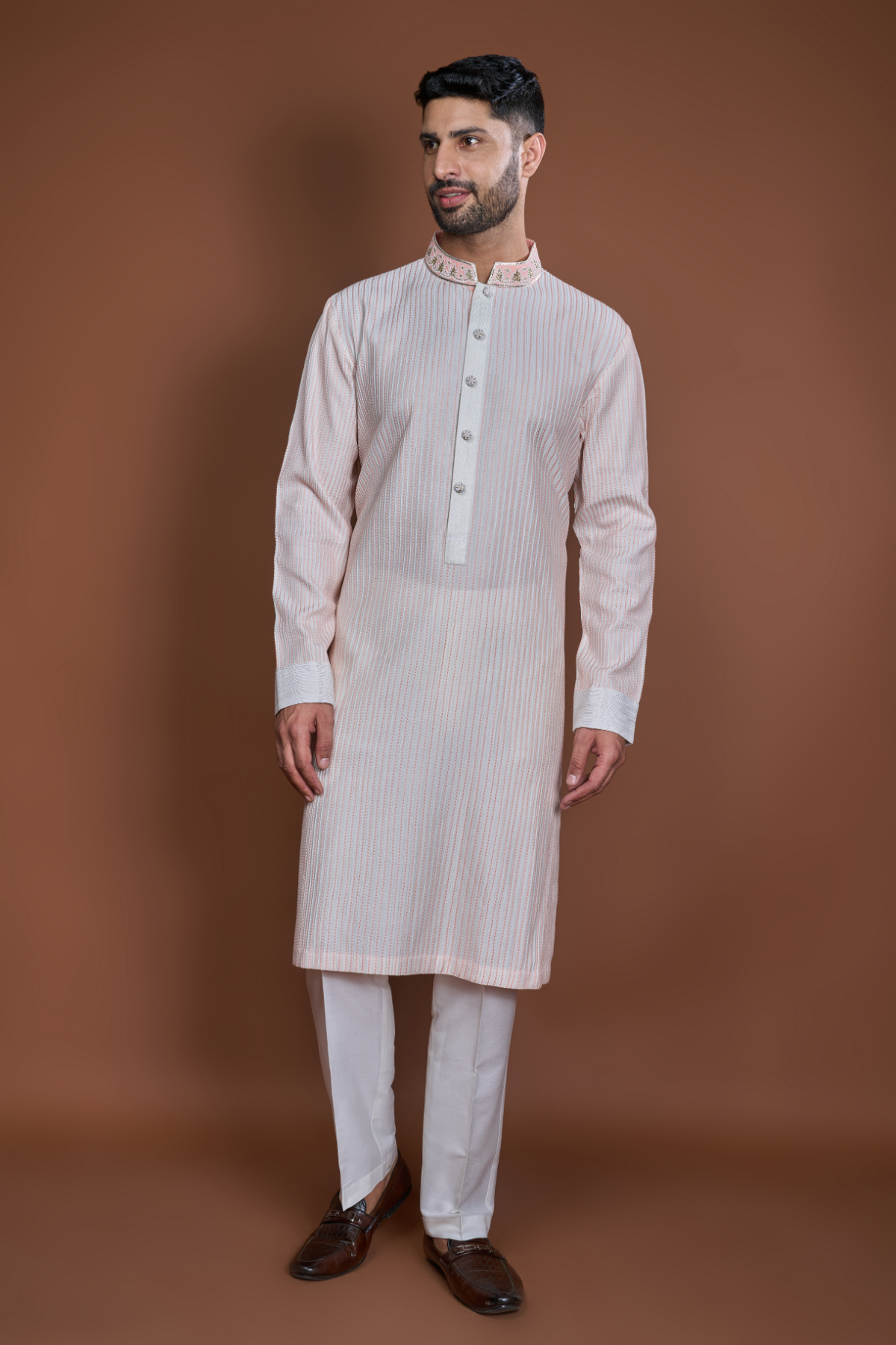 Off white peach thread textured kurta set