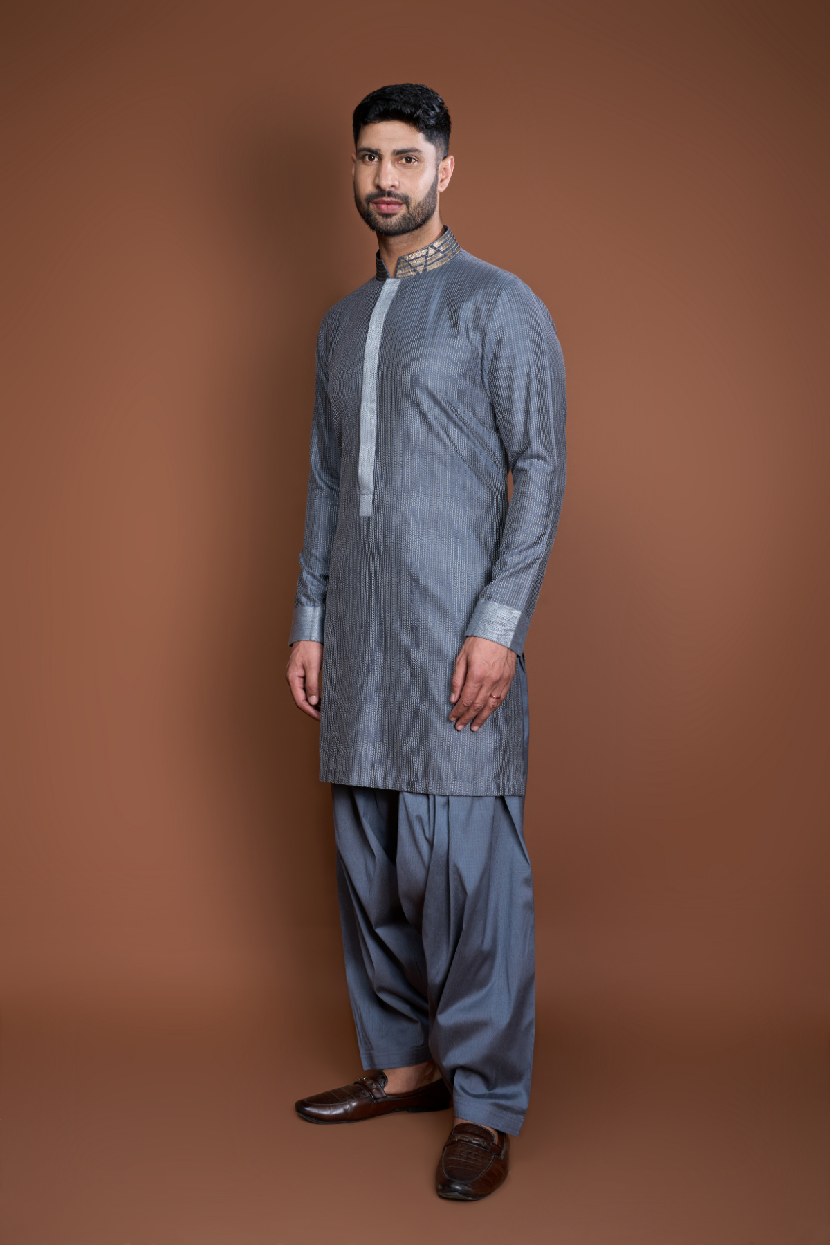 Grey thread textured kurta set