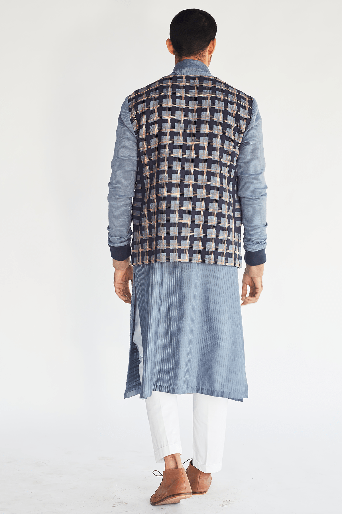 Textured Bandi Jacket with Long Kurta & Pleated Trouser - Kunal Anil Tanna